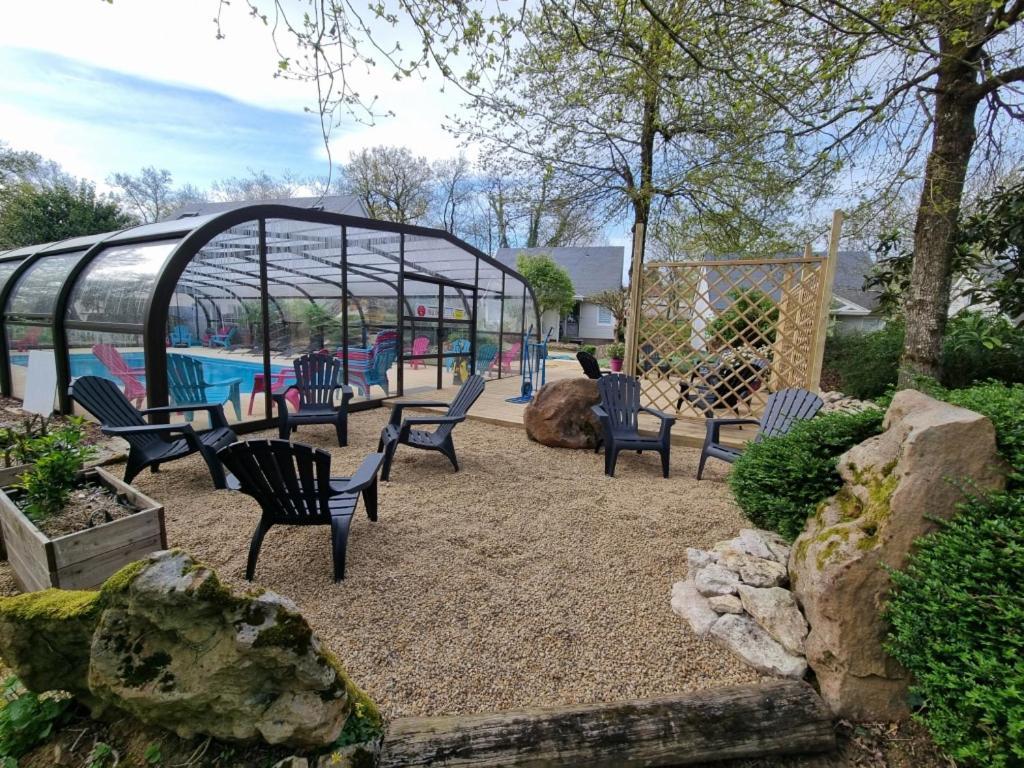 Les Chalets De Saumur, Piscine & Parc Boise, 100M Du Cadrenoir Екстер'єр фото