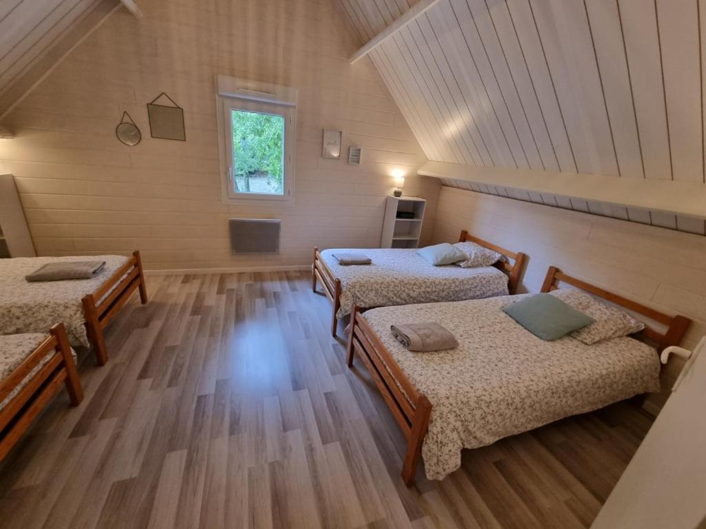 Les Chalets De Saumur, Piscine & Parc Boise, 100M Du Cadrenoir Екстер'єр фото