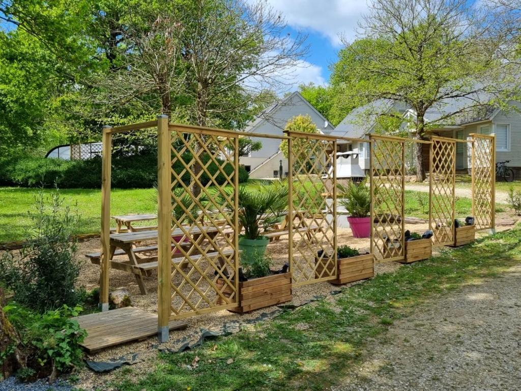 Les Chalets De Saumur, Piscine & Parc Boise, 100M Du Cadrenoir Екстер'єр фото