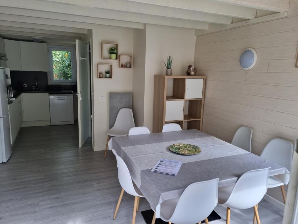 Les Chalets De Saumur, Piscine & Parc Boise, 100M Du Cadrenoir Екстер'єр фото