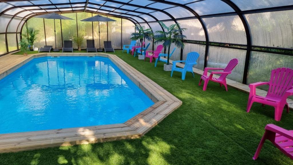 Les Chalets De Saumur, Piscine & Parc Boise, 100M Du Cadrenoir Екстер'єр фото